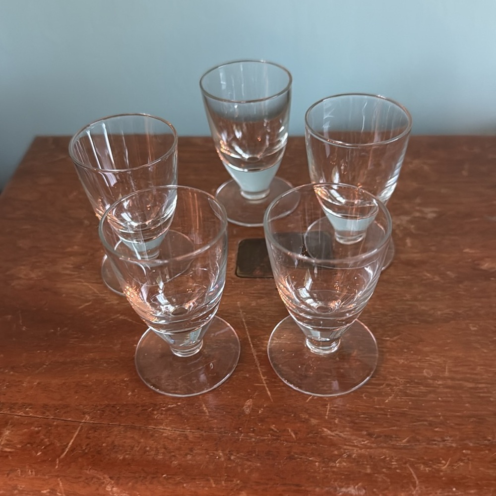 Vintage Set of 5 small liqueur glasses